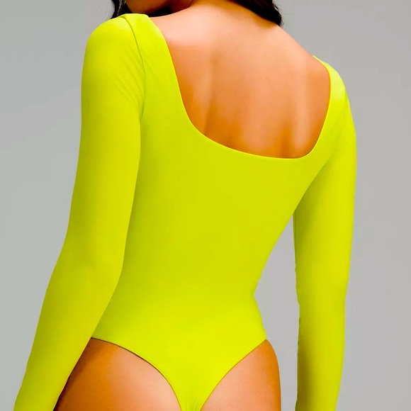LULULEMON NULU SQUARE NECK LONG SLEEVE BODYSUIT NWT - Picture 1 of 10